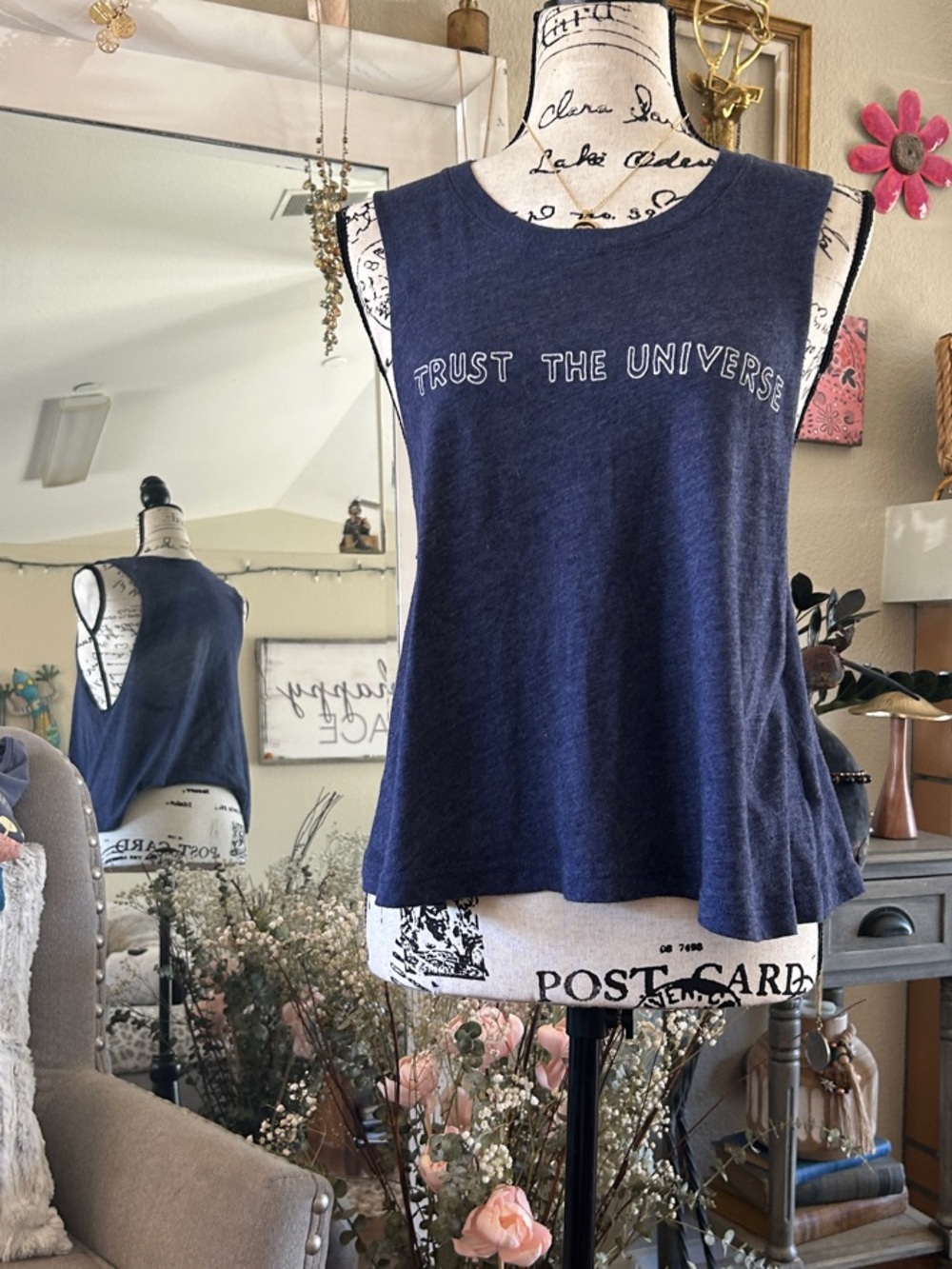 Spiritual Gangster Navy 'Trust The Universe' Muscle Tee
